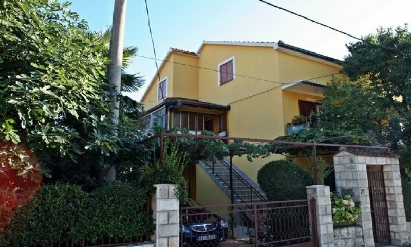 Prodaja se kuća u Policama-Trebinje, površine 360m2